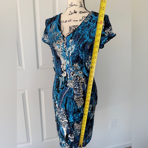 VTG CACHÉ Midi Dress Sequin Blue/Silver Zipped Closure Sz M Stunning Luxury - Picture 4 of 16